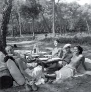 Nusch - Paul Eluard -Roland Penrose - Man Rey - Ady Fidelin 1937 cannes lee miller